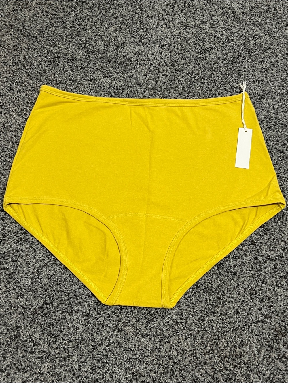 ARQ Women’s High-waisted Underwear Yellow Size 3X NWT